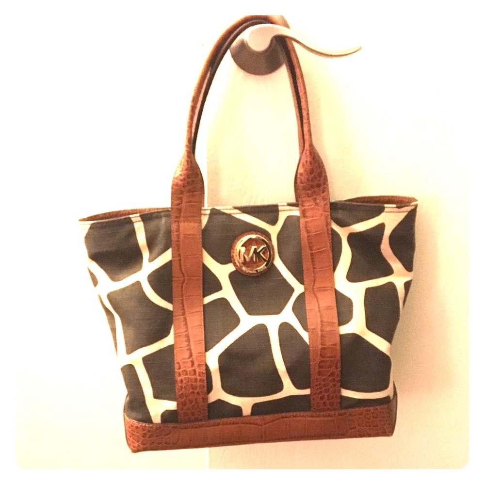 Michael Kors Fulton Giraffe