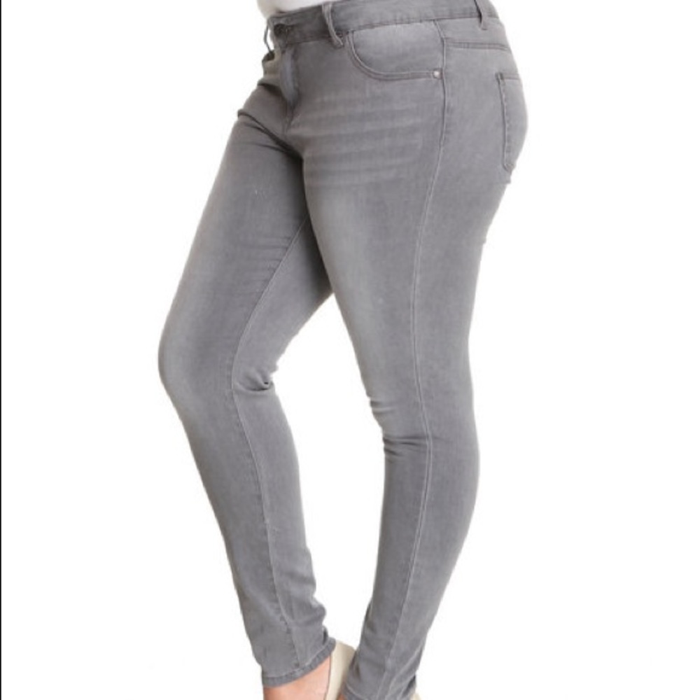 Plus gray jeans