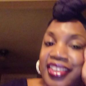 Meet your Posher, Roberta