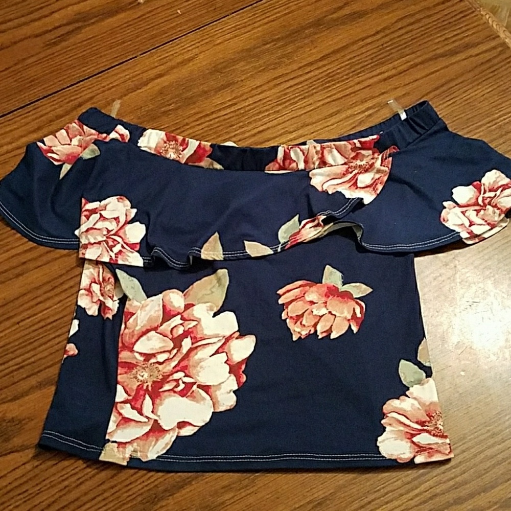 Free with purchase  Floral Crop Top