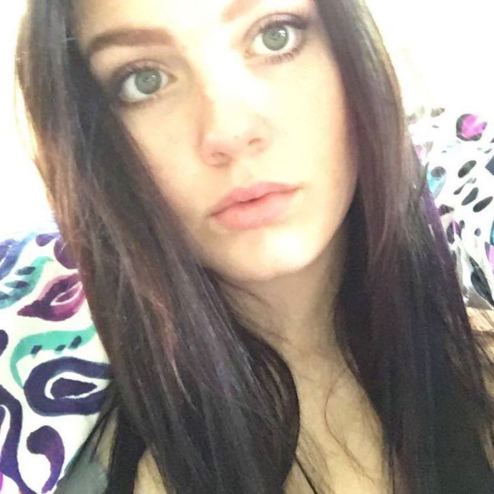 Meet your Posher, Cassie