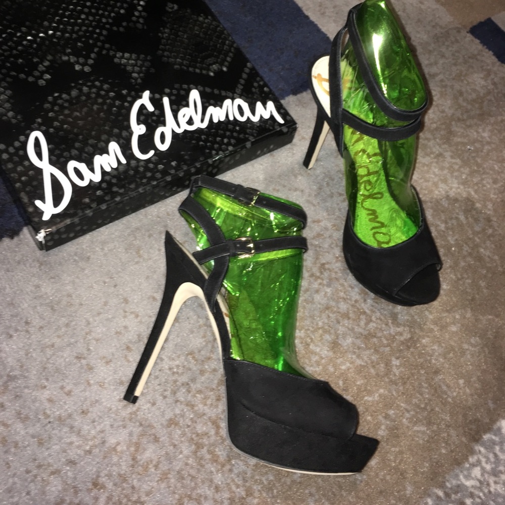 NIB Sam Edelman Black Suede Heels - Picture 1 of 3