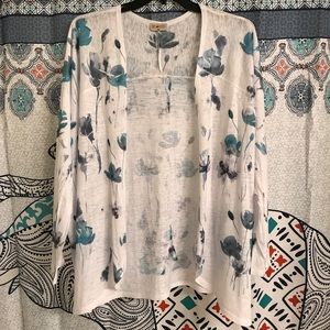 NWOT Free Kisses Floral Print Cardigan - Size 3X