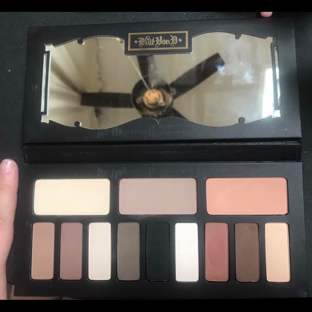 Kat Von D shade and light eye palette!