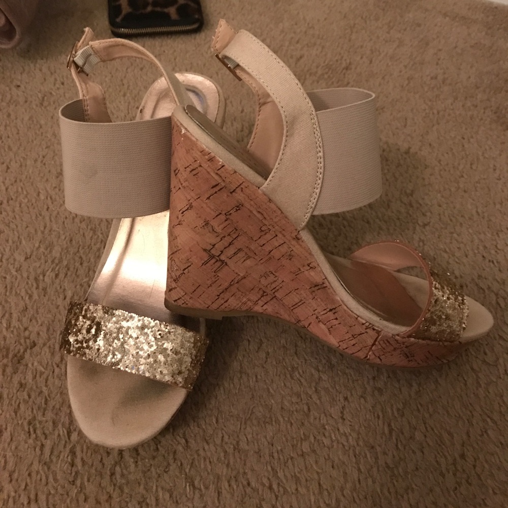 Madden Girl wedges