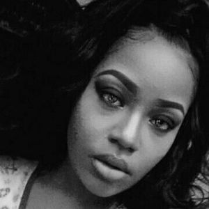 Meet your Posher, Jamisha