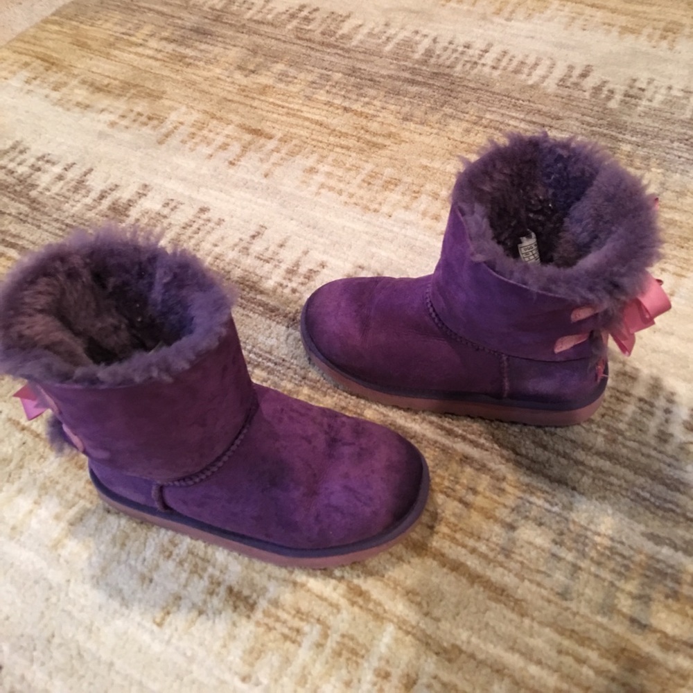 Ugg purple with pink bows, size 2
