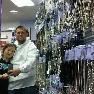 Meet your Posher, Donald