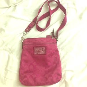 Burgundy coach crossbody EUC
