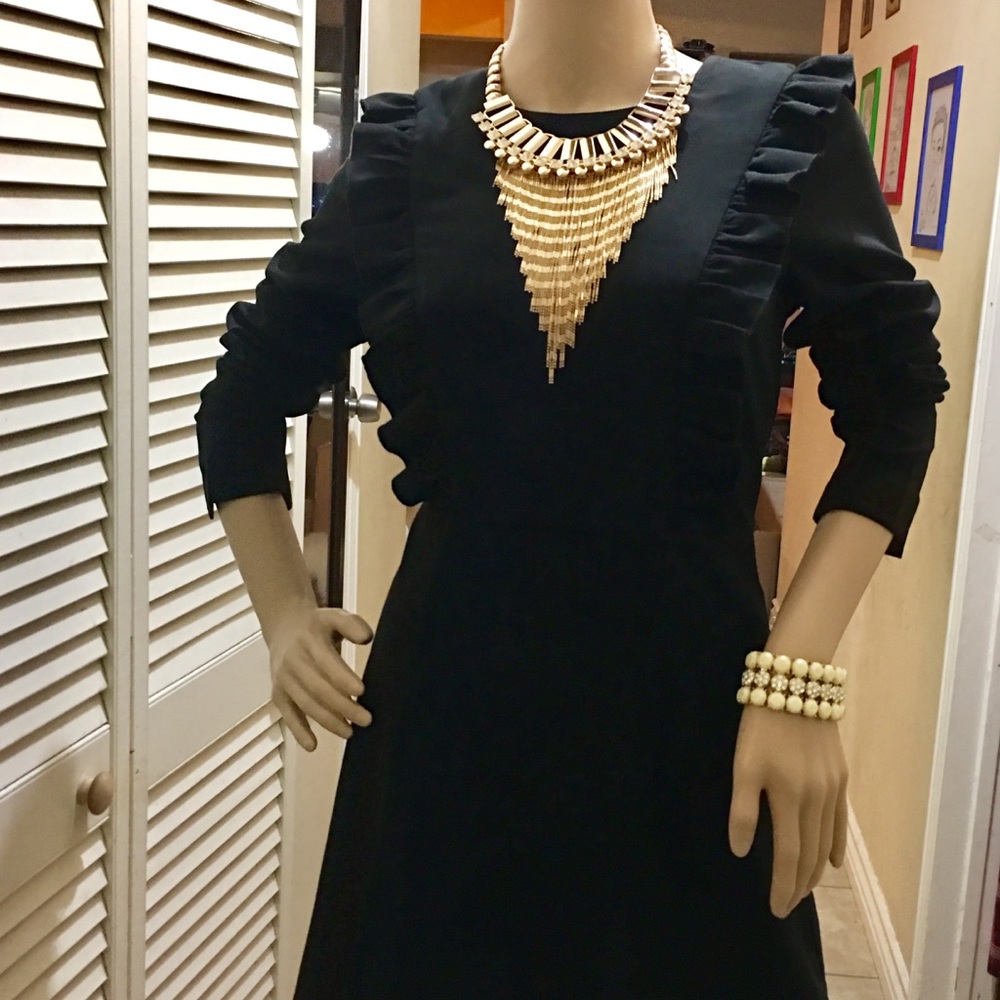 Black long sleeve dress