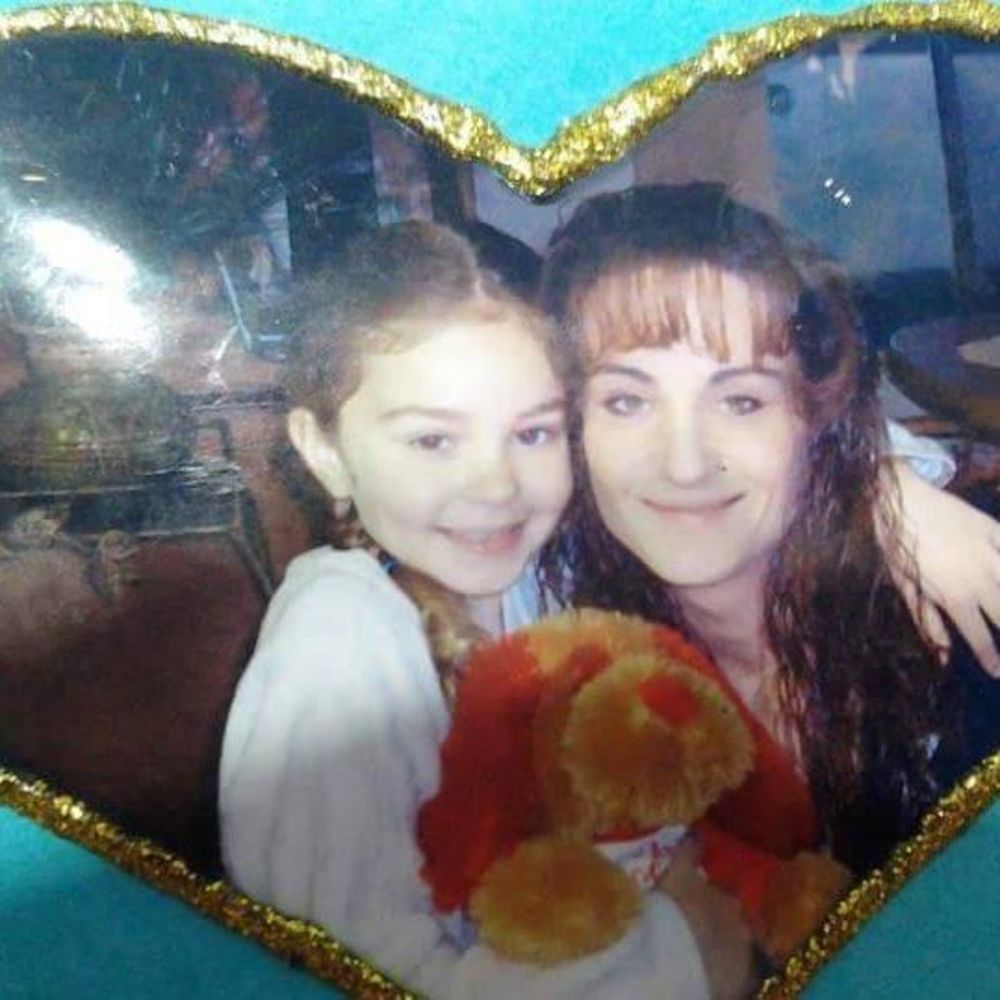 Meet your Posher, Cassandra