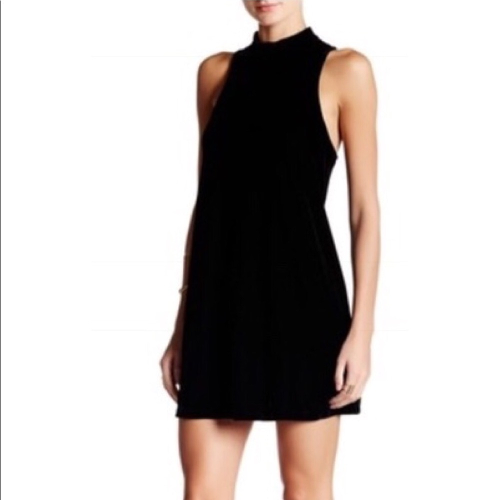 🎈SALE 🎈Shake It Velvet Mini Dress - Picture 2 of 3