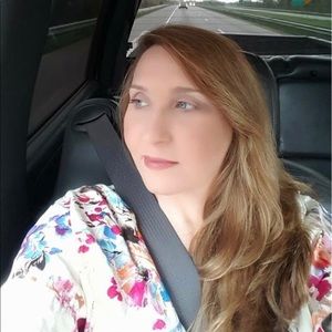 Meet your Posher, Victoria