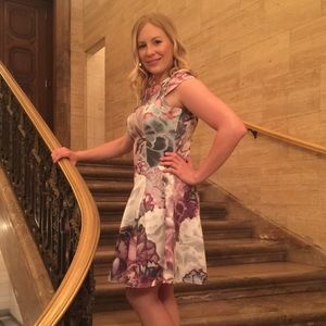 Meet your Posher, Nicole