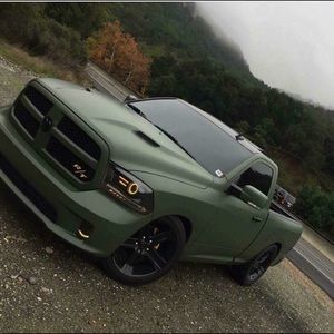 Meet your Posher, Roman