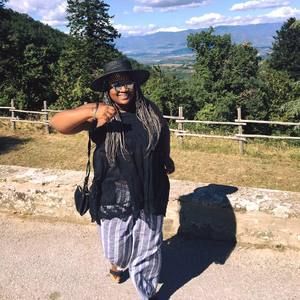 Meet your Posher, Taylor