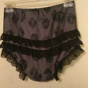 Pride* Prejudice* Zombies Bra & Panty Set