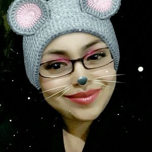 Meet your Posher, Juana