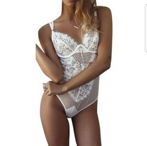 Cute bodysuit size: Medium