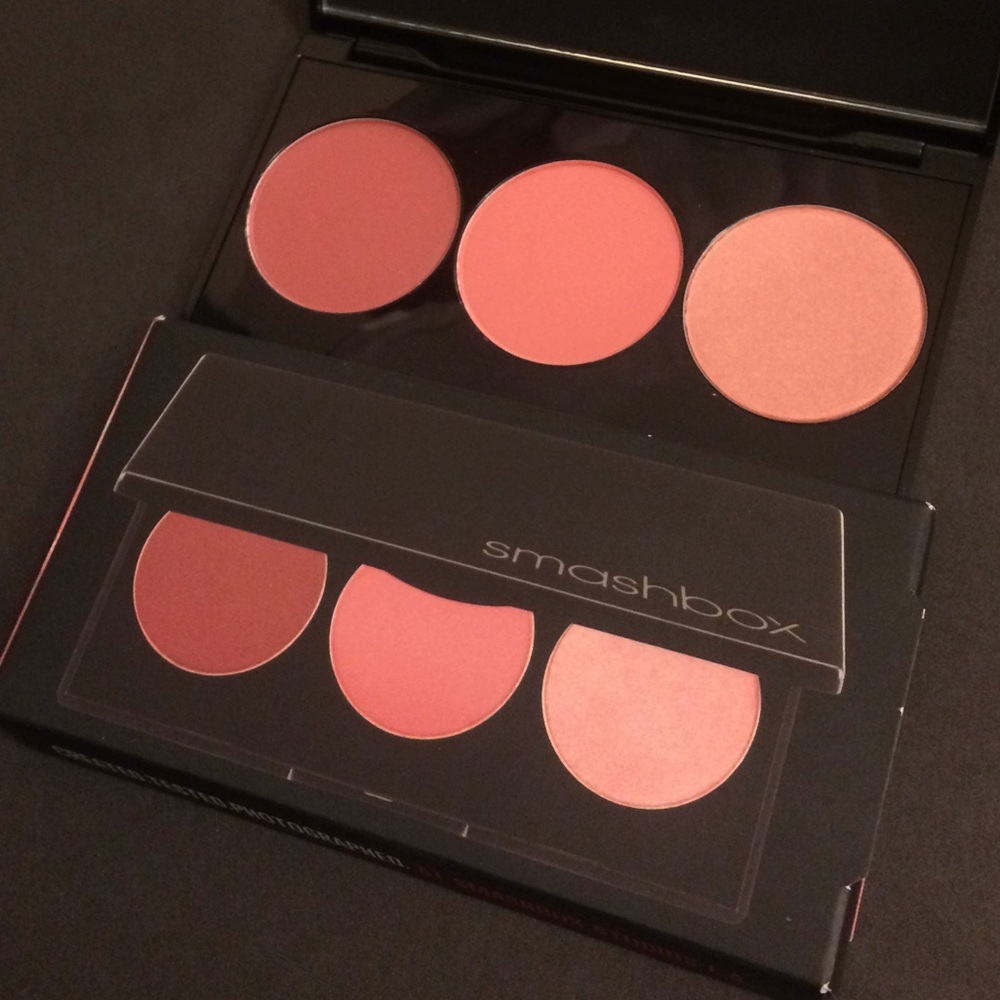 Smashbox blush and highlight palette