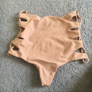 Acacia queens bottoms