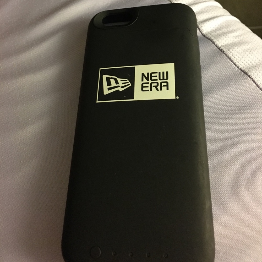 Mophie charger case