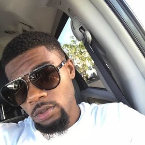 Meet your Posher, Devlin