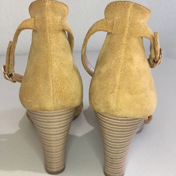 JESSICA SIMPSON Wedge Sandal - Picture 4 of 8