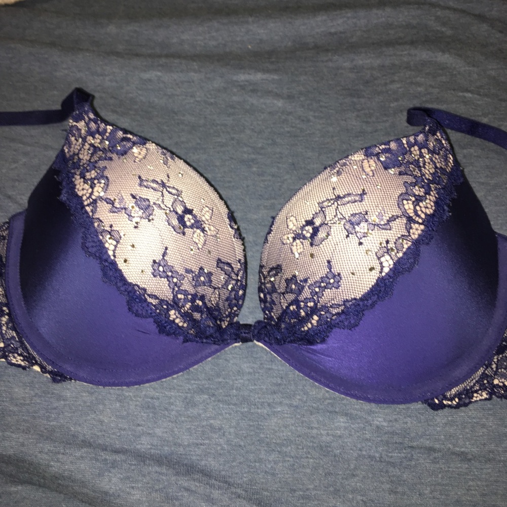 Victoria’s Secret bra