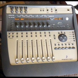 Digi 002