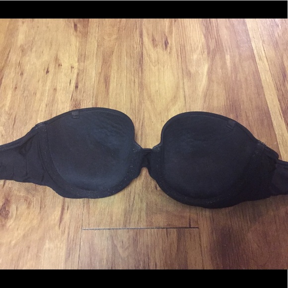 Black Strapless Victoria's Secret Bra 34B - Picture 2 of 4