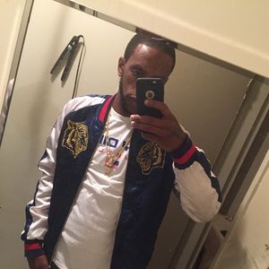 Meet your Posher, Altariq