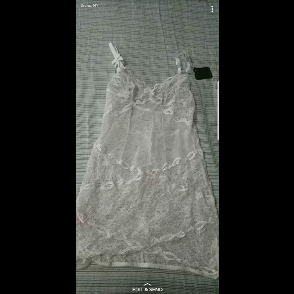 BRAND NEW AGENT PROVOCATEUR SLEEPWEAR