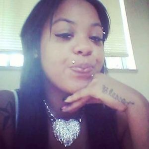 Meet your Posher, Taryn