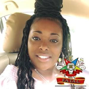 Meet your Posher, Yolanda