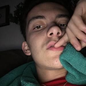 Meet your Posher, Alex