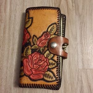 🌹Vintage Leather Rose Wallet 🌹