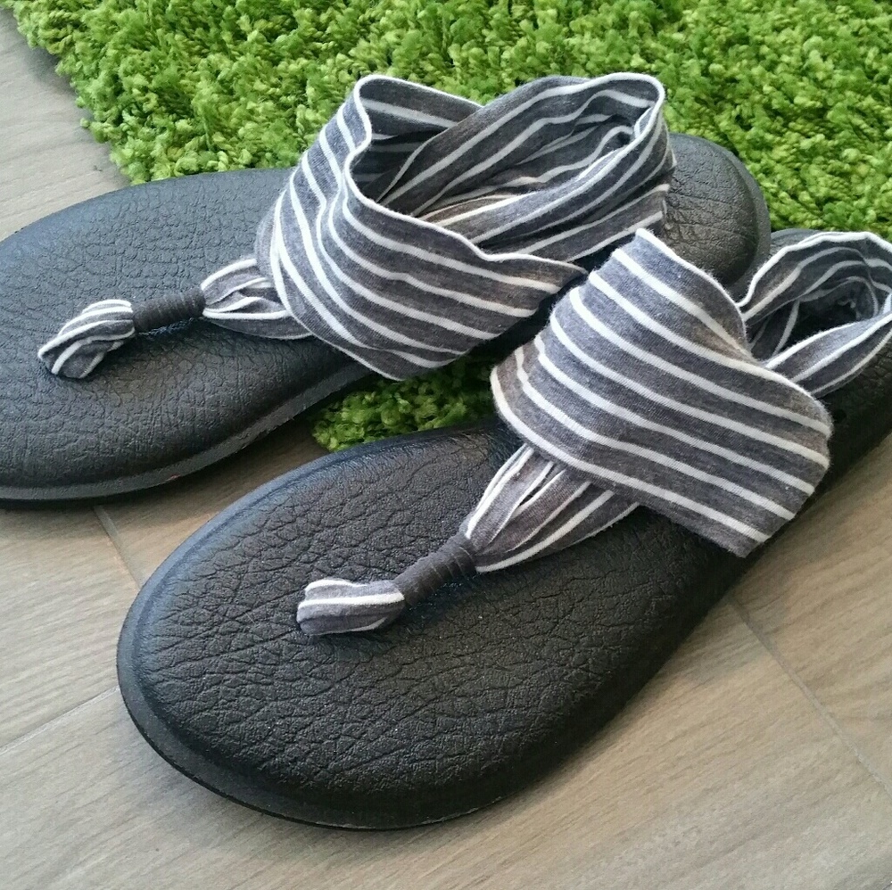 Sanuk Yoga Slings