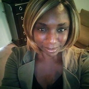 Meet your Posher, Felicia