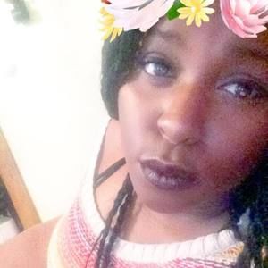 Meet your Posher, Michaela