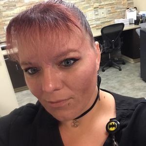 Meet your Posher, Tina