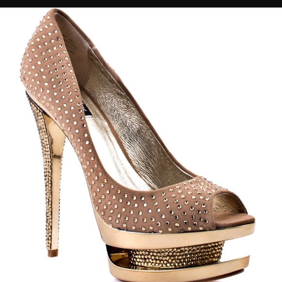 Heels - Picture 1 of 5