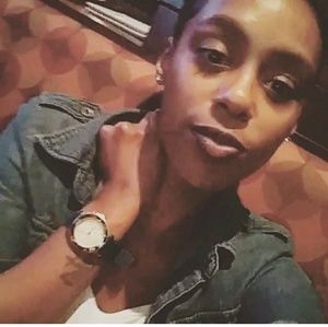 Meet your Posher, Allison