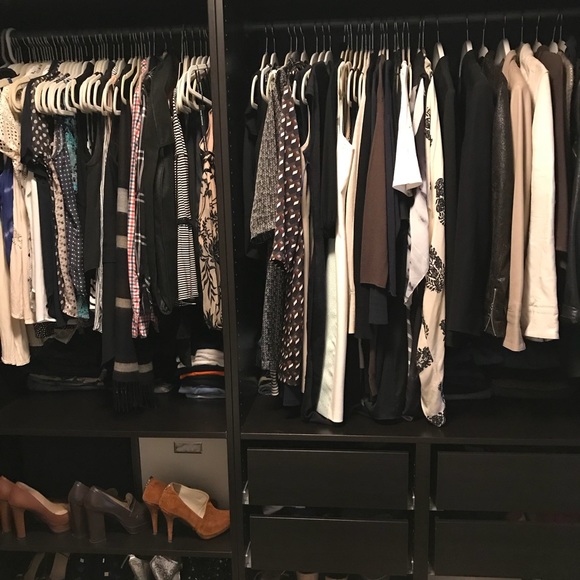 Meet your Posher, Carla - Picture 2 of 3