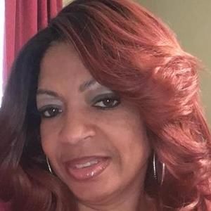 Meet your Posher, Louvinia