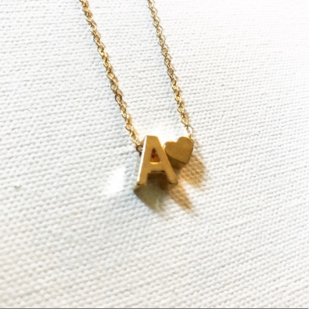 "K" initial ❤️ Fashion Necklace Pendant Gold 18 20