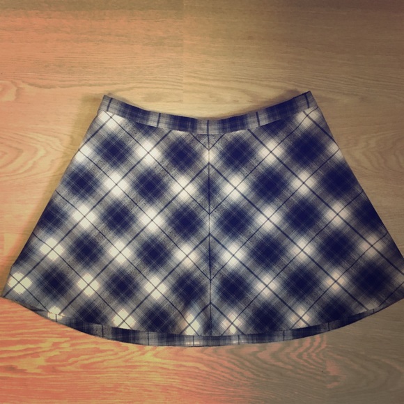 Urban Outfitters Dresses & Skirts - Urban Outfitters plaid mini skirt