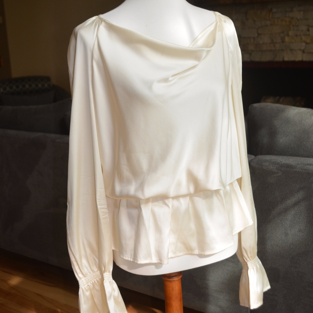 ST JOHN SILK BLOUSE