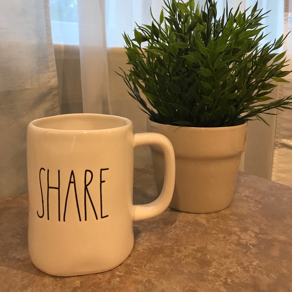 Rae Dunn "Share" mug