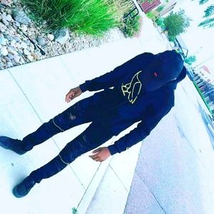 Meet your Posher, Justin